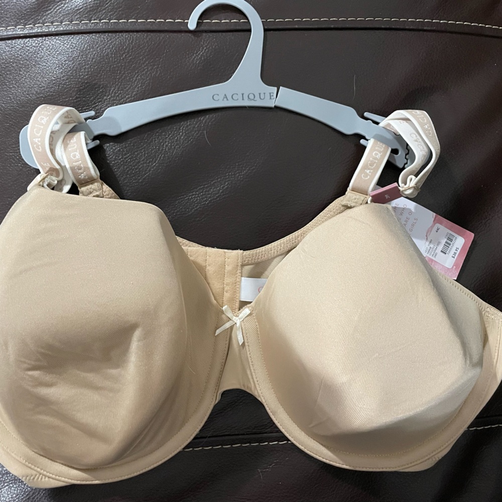 Cacique Bra NWT